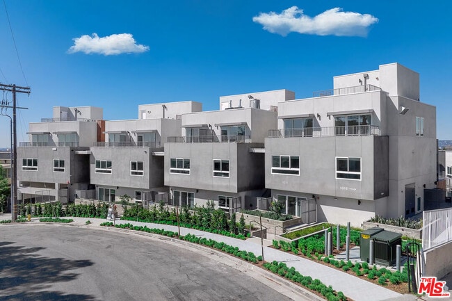 Photo - 1011 Everett St Unit A-201