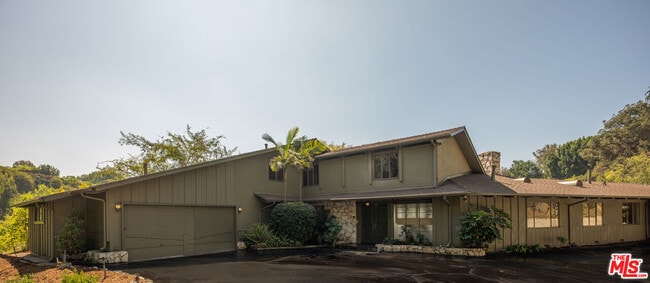 Photo - 1365 N Wetherly Dr
