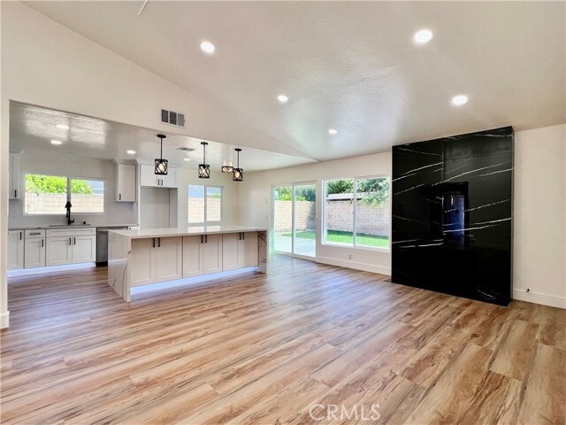 Photo - 17472 Bellport Cir