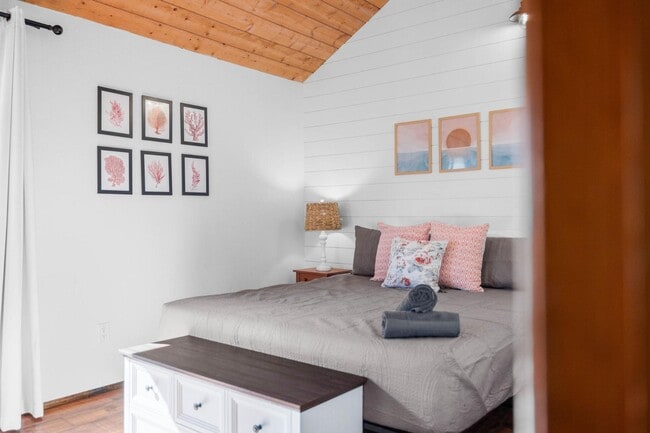 Photo - 733 Seacoast Dr