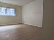 Photo - 5252 Hermitage Ave Unit 1