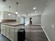 Photo - 5716 Bloomfield St