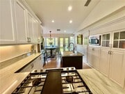 Photo - 521 Seaview St