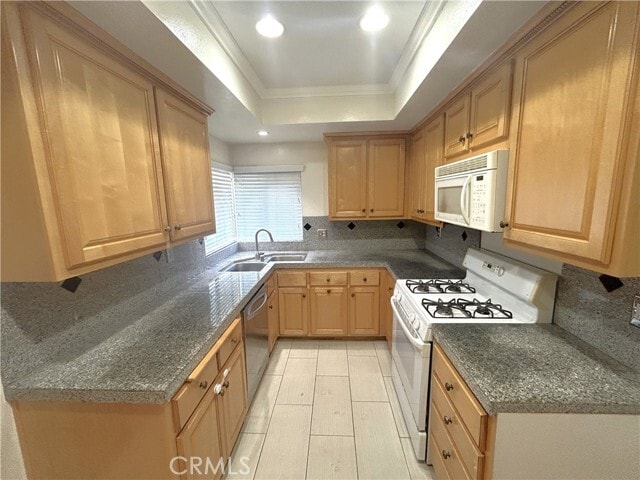 Photo - 2466 Fairbrook Way