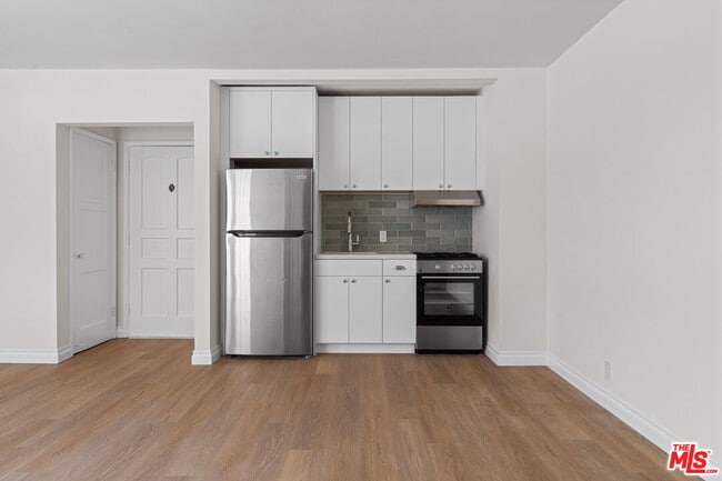 Photo - 148 S McCarty Dr Unit 26