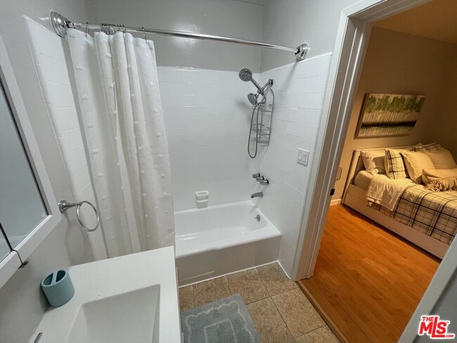 Photo - 2128 N Beverly Glen Blvd Unit 2 STUDIO