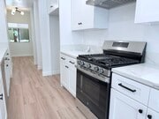 Kitchen - 14572 Dickens St Unit 105