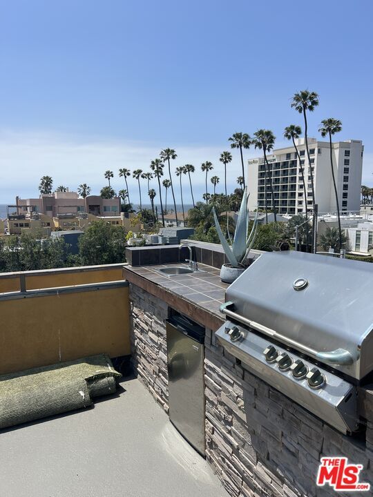 Photo - 2216 Main St Unit 204