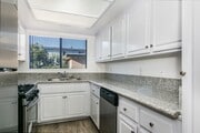 Photo - 534 Venice Way Townhome