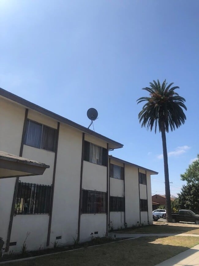 61ST - 61ST Apartment Unit 2