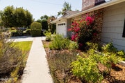 Photo - 385 Somerset Cir House