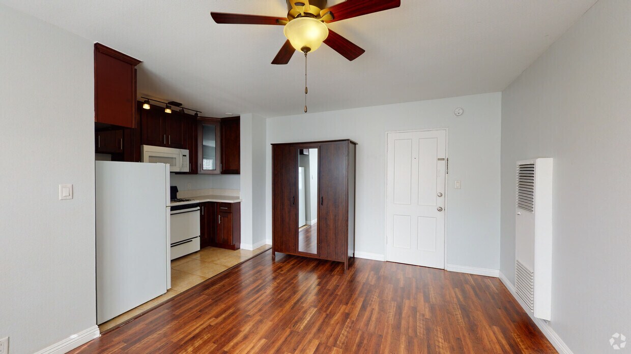 3D Tour - Chateau Olympic Apartments