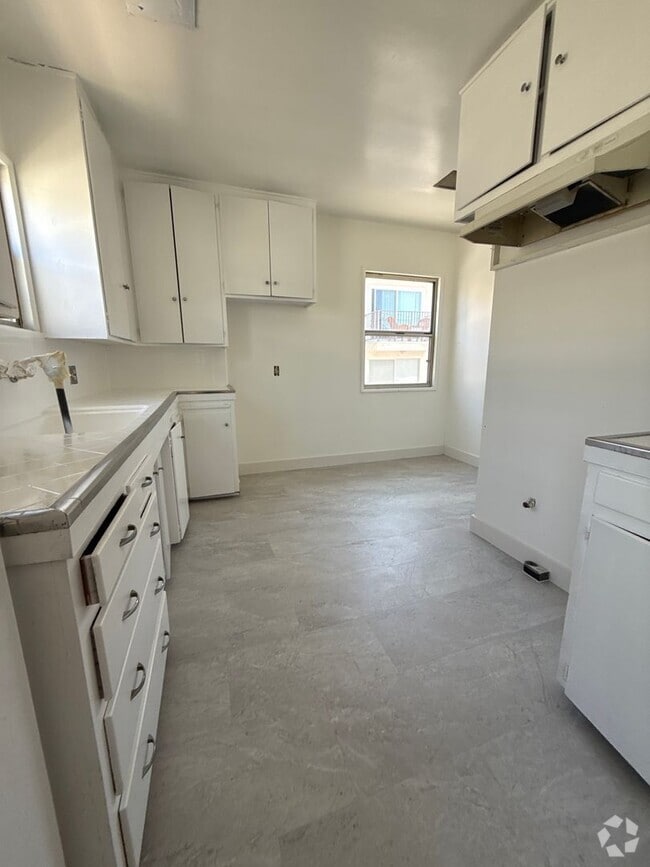 Building Photo - 929 Lincoln Blvd Unit 929 Rental