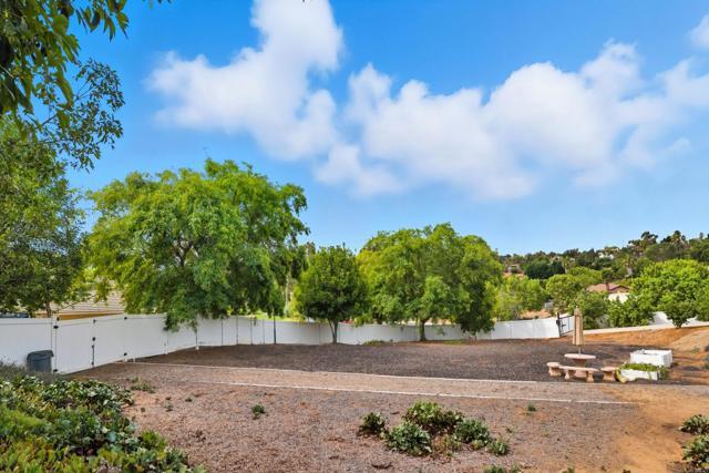 Photo - 1261 Birch Way