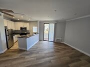 Photo - 2107 N Beachwood Dr Apartment Unit 205