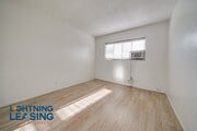 Photo - 6927 Whitsett Ave Condo Unit 6D