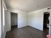 Photo - 14359 Haynes St