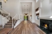 Photo - BEAUTIFUL LONE OAK HOME IN CALABASAS!