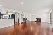 Photo - 5323 Coldwater Canyon Ave Townhome