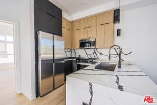 Photo - 6405 Odessa Ave