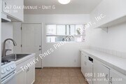 Photo - 947 Oak Ave Unit G