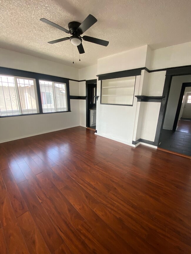 Photo - 620 W 9th St Unit 620