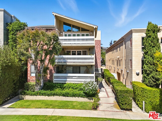 Photo - 1310 S Roxbury Dr Condo Unit 201