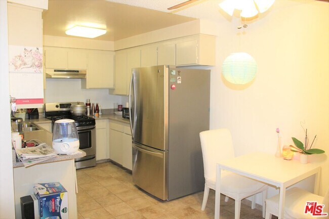 Photo - 2501 W Redondo Beach Blvd Unit 237