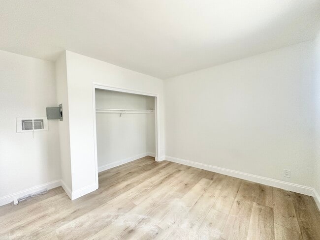 Photo - 20445 Saticoy St Unit 32