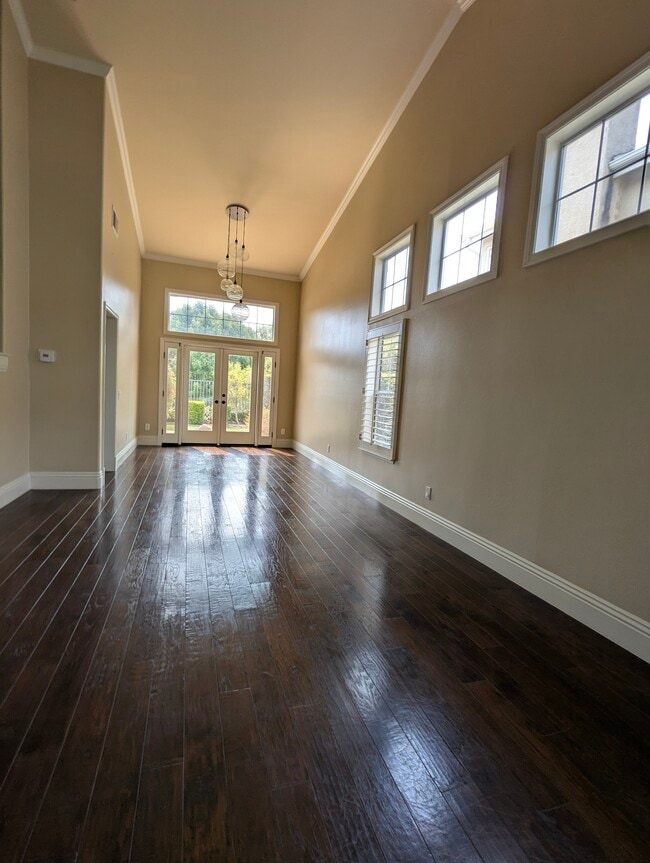 Photo - 2300 Rutland Pl