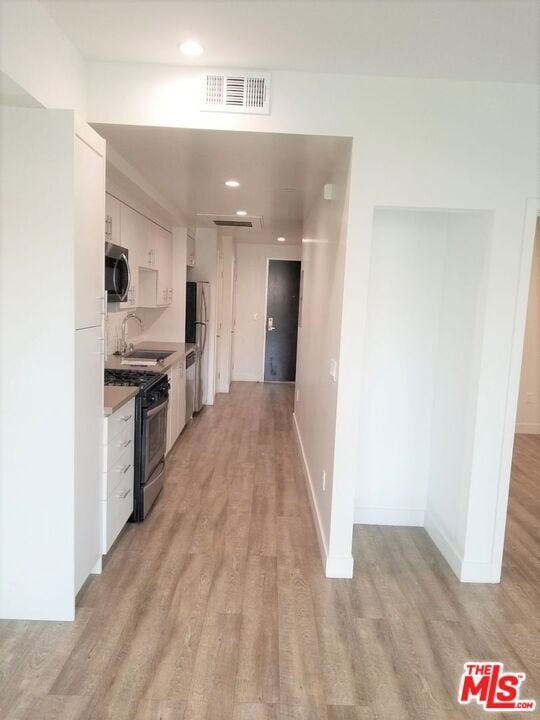 Photo - 744 Hartford Ave Unit 203