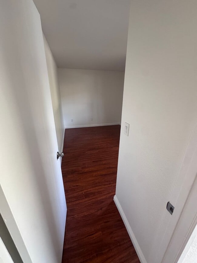 Photo - 4 bed townhouse central  Clairemont