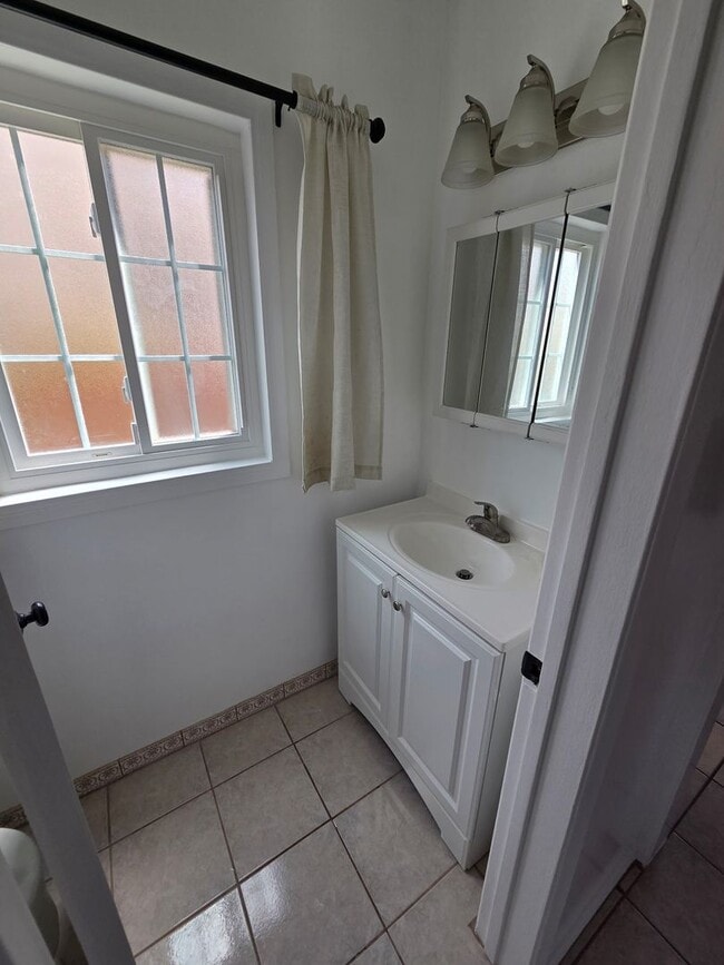 Photo - 2509 W 109th St