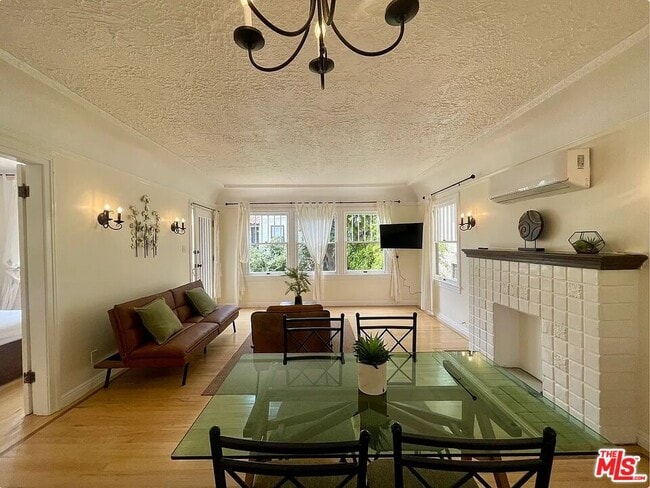 Photo - 839 5th St Unit B