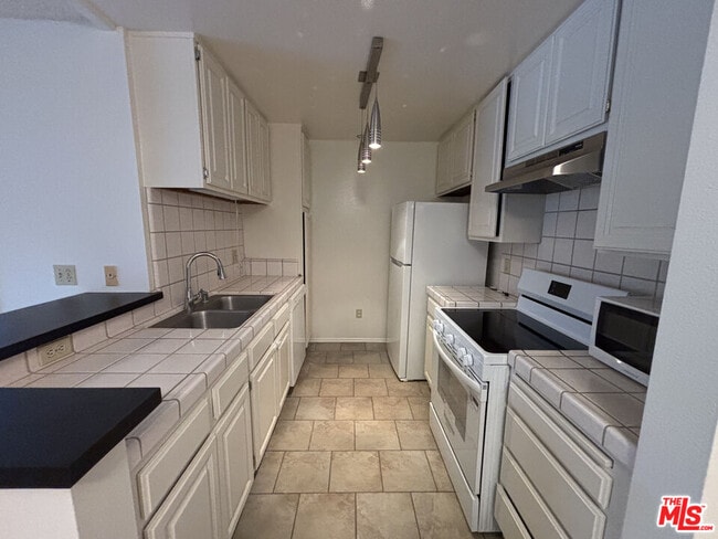 Photo - 222 S Central Ave Unit 107