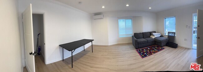 Photo - 931 S Sherbourne Dr Unit 931