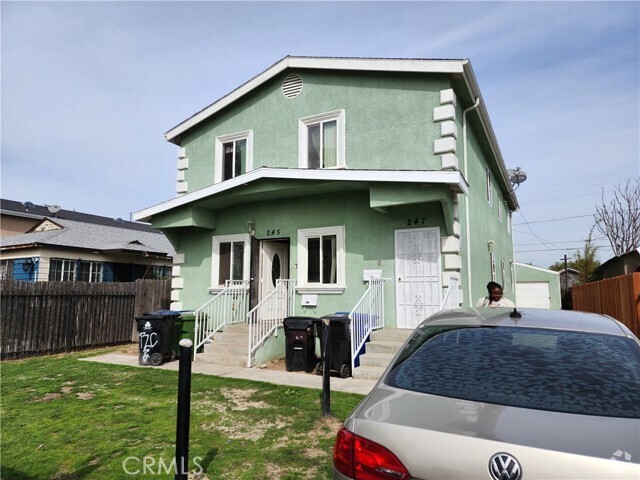 Building Photo - 245 E 110th St Rental
