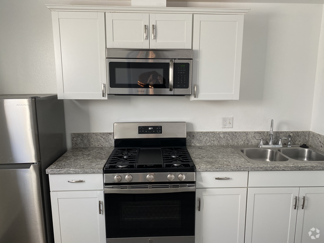 Building Photo - 1911 W 94th St Rental