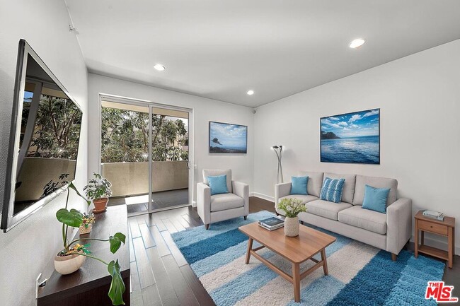 Photo - 436 S Virgil Ave Condo Unit 201