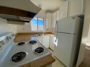 Photo - GREAT PB LOCATION! On Site Laundry! Spacious Bedroom! Unit 1740 Missouri St