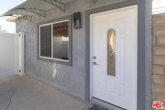 Photo - 1201 N Niagara St