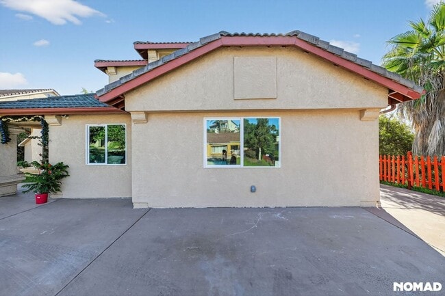 Photo - 337 Apollo Dr