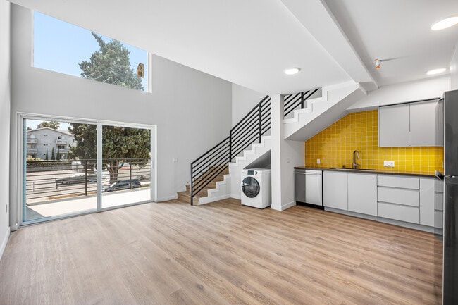 Photo - 6363 Tyrone Ave Apartments