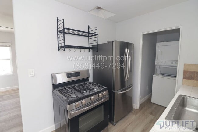 Photo - 3715 35th St