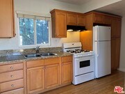 Photo - 1637-1637 S Bronson Ave