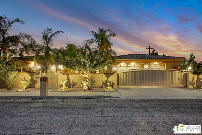 Building Photo - 2280 E Desert Park Ave Rental