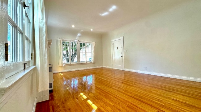 Photo - 422 N Spaulding Ave Unit 422L