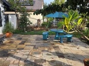 Photo - 917 Helmsdale Ave