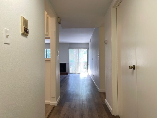 Photo - 15215 Magnolia Blvd