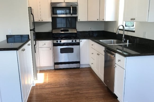 KITCHEN - 10878 National Blvd Unit none